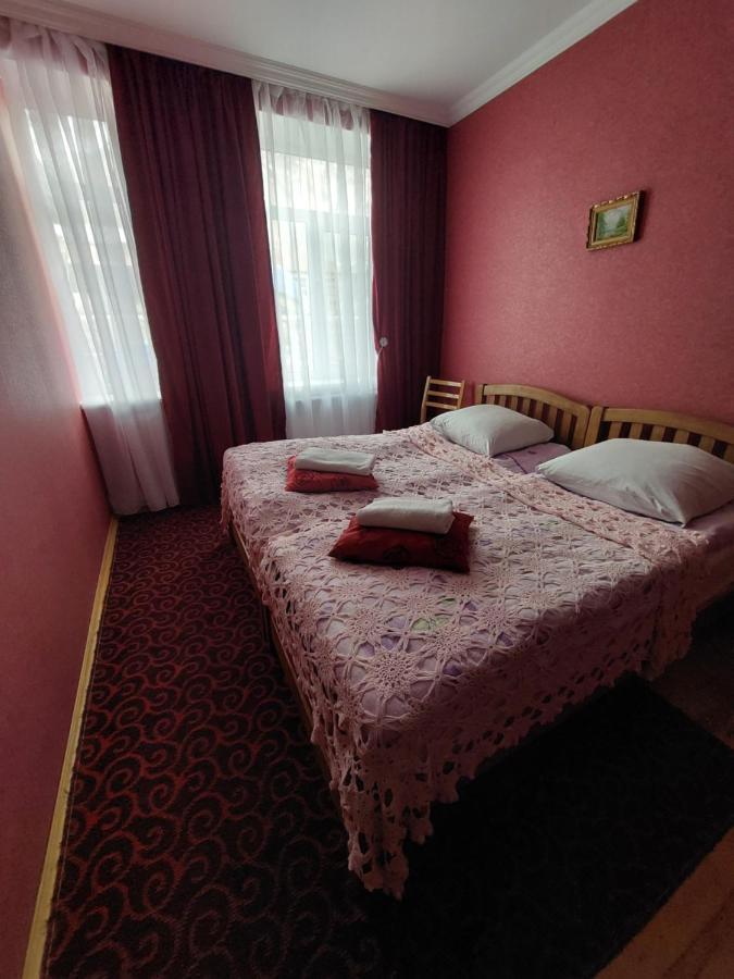 Guest House Lela Rezo Stepancminda Exteriér fotografie